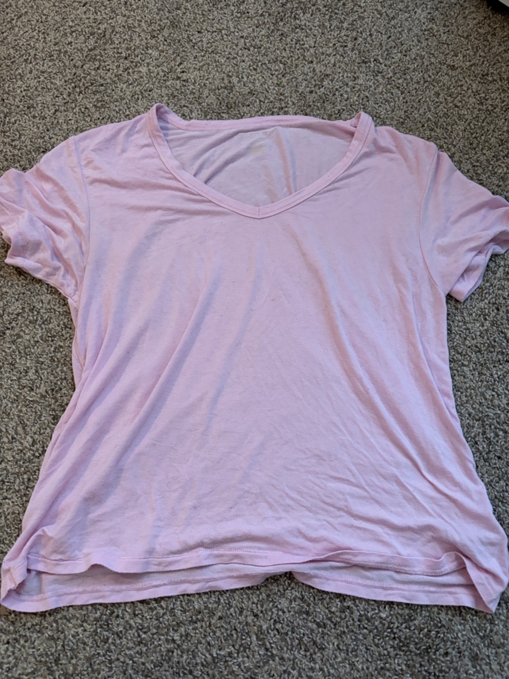 American Eagle Outfitters Light Pink V-Neck Tee